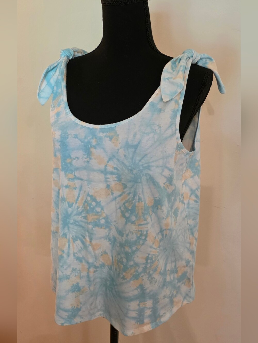 Gypsies & Moondust Light Blue & Cream Tie-Dye Tank & Matching Headband (Size M)